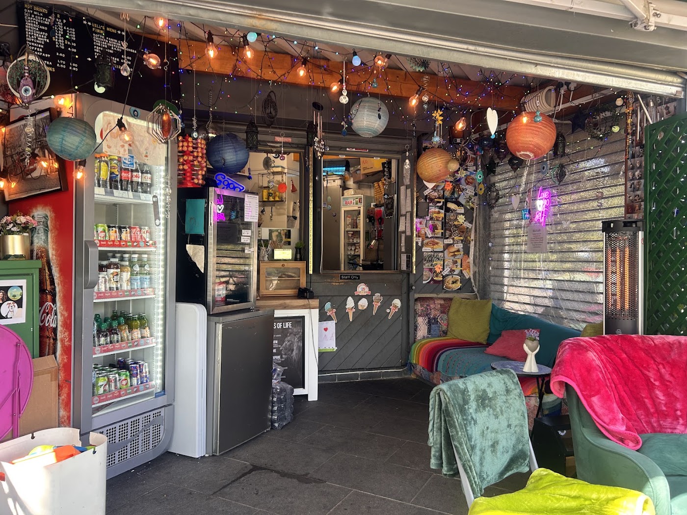 Bell’s Cafe