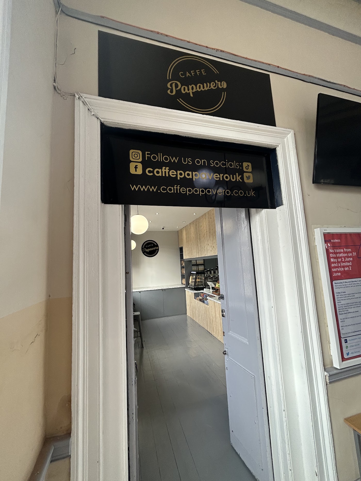 Caffe Papavero
