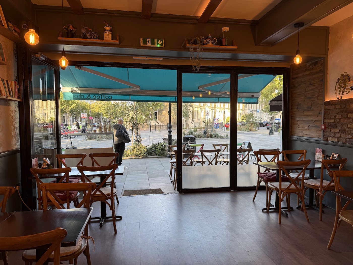 Cafe Avenue Bethnal Green