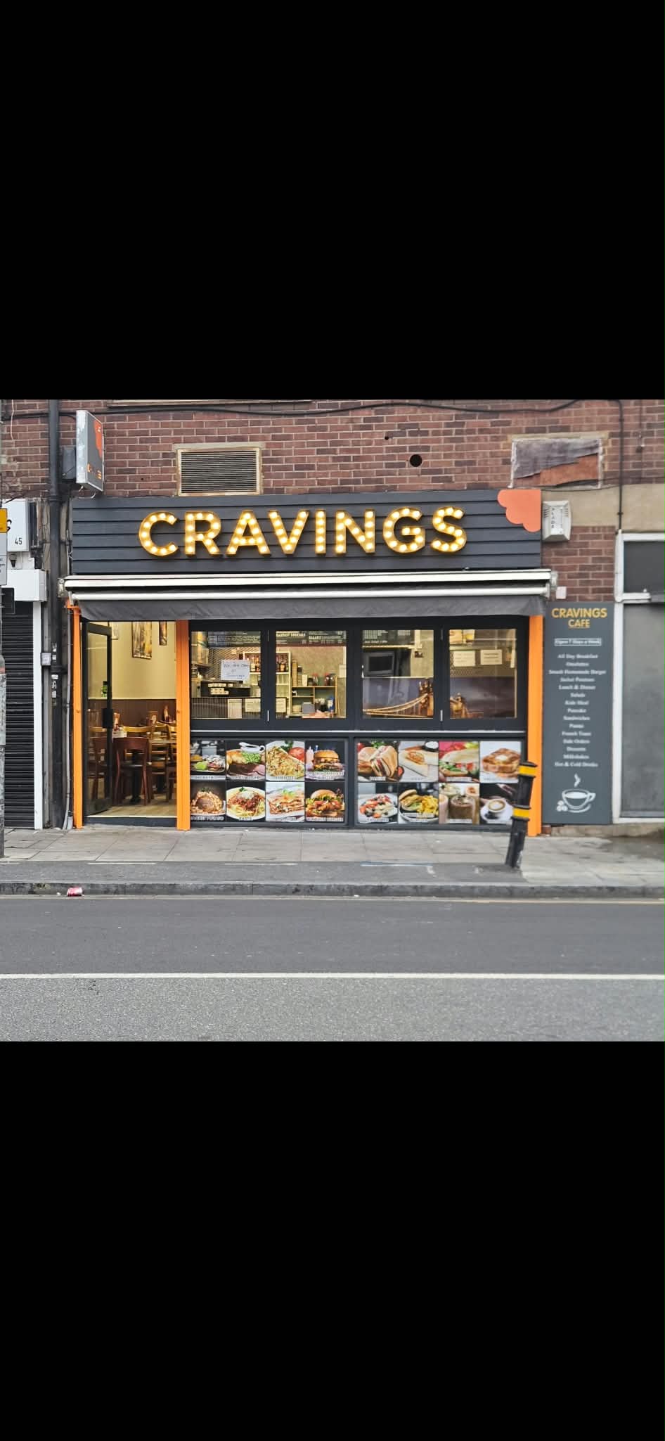 Cravings Cafe