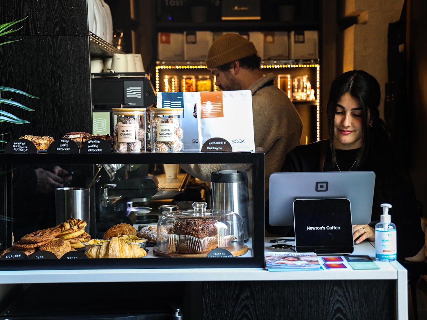 Newton's Coffee