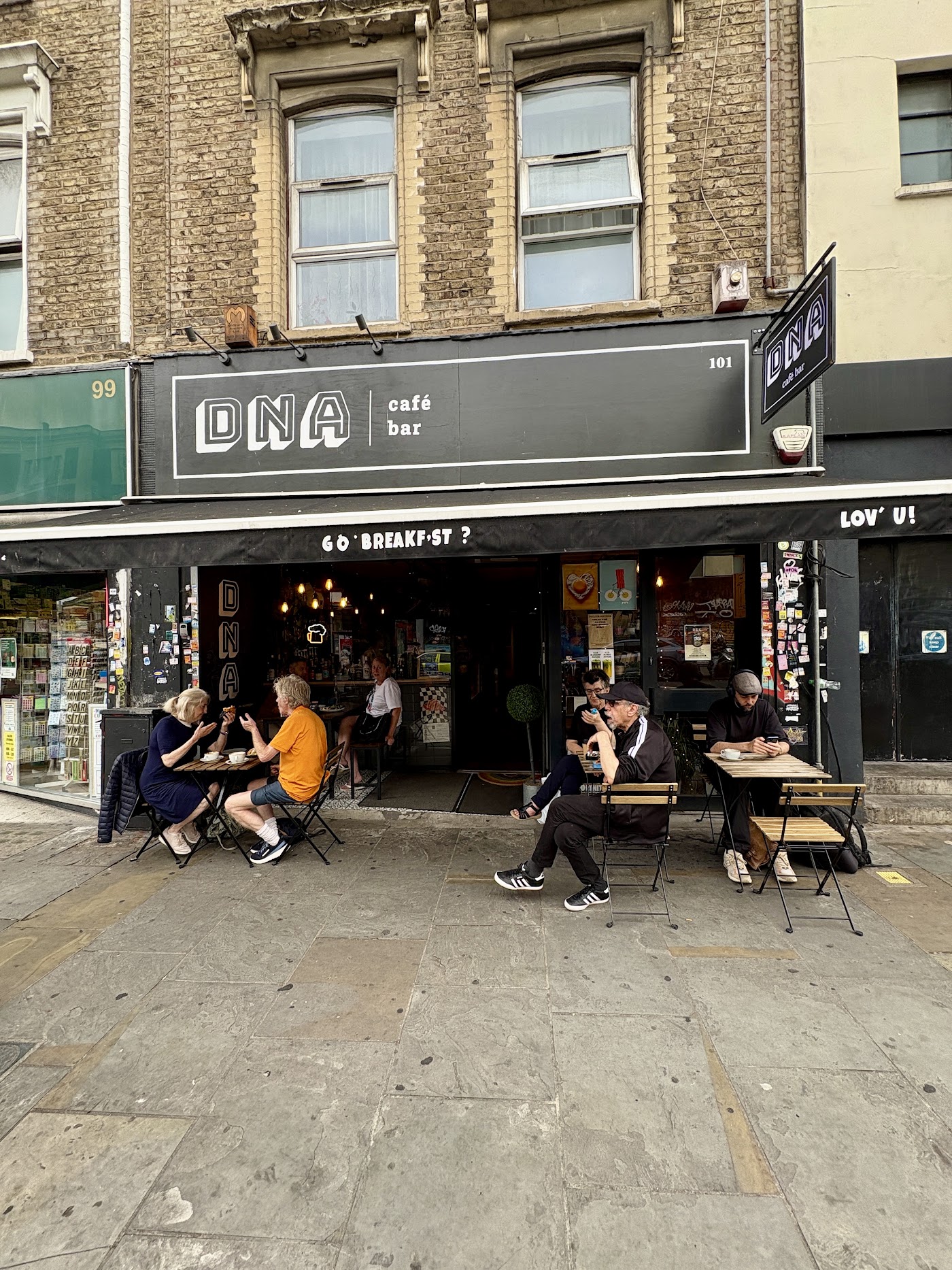 DNA Café Bar